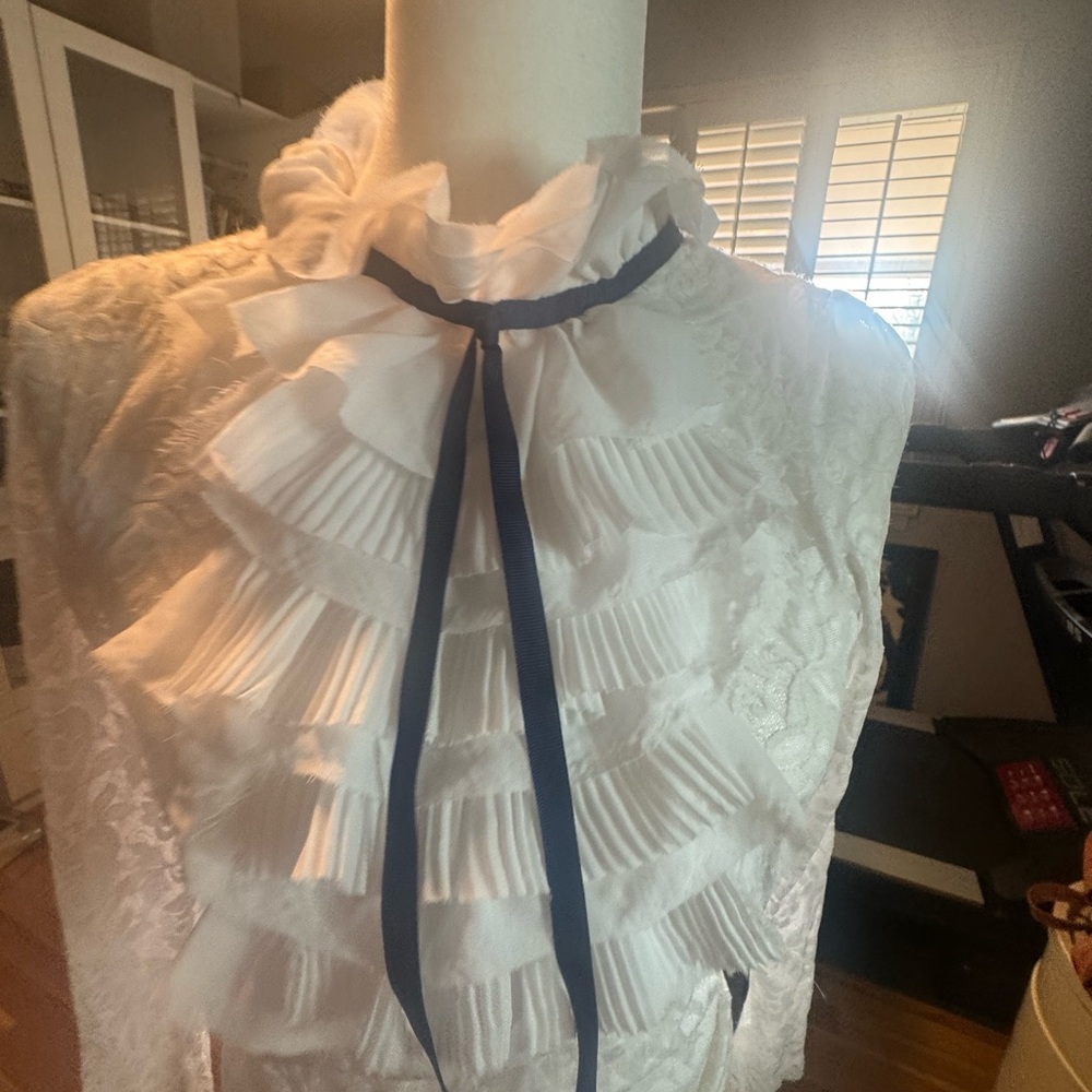 White Lace Ruffle Top - Picture 13 of 14